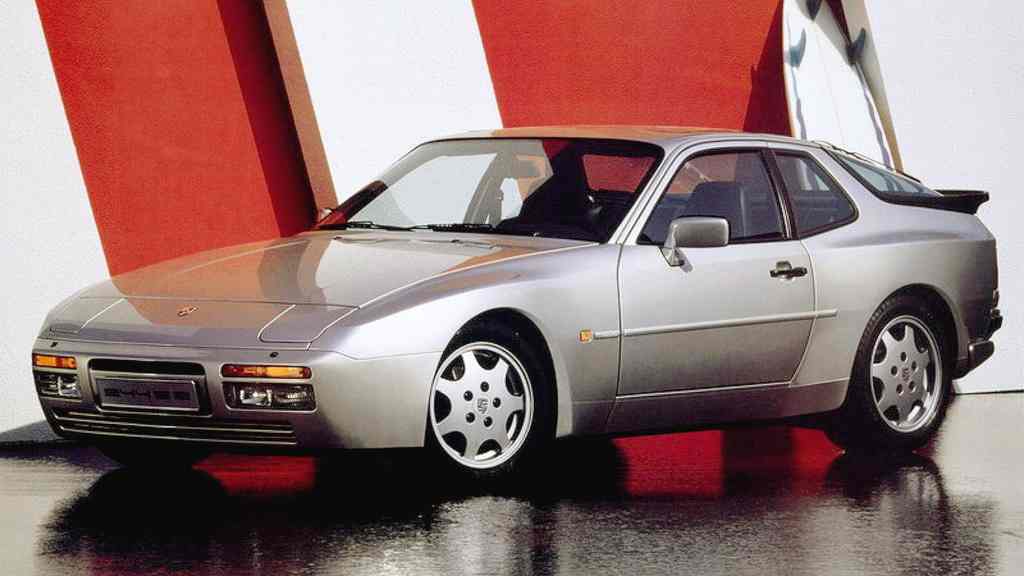 Porsche 944 S2