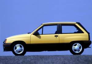 Opel Corsa GT 1300 voiture youngtimer