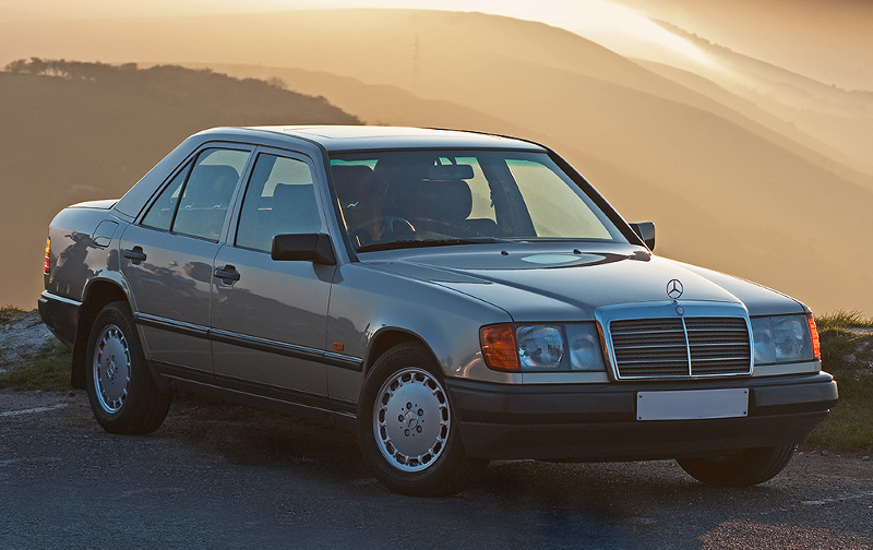 La Légendaire MERCEDES 280E W124, Retour dans les années 80/90