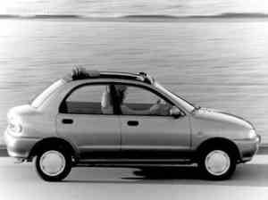 MAZDA 121 CANVAS TOP voiture youngtimer