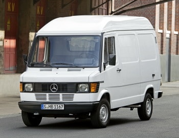 Fourgon Mercedes T1 207 307