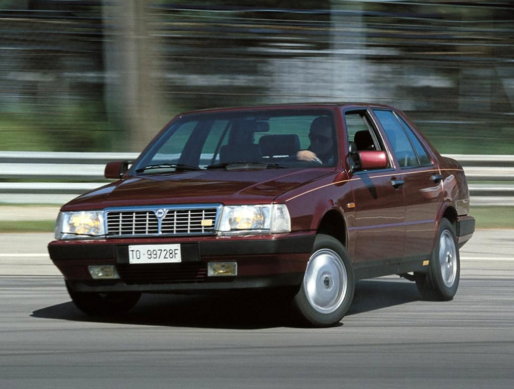 Lancia Thema 8.32